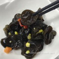 Hongo negro con puré de ajo